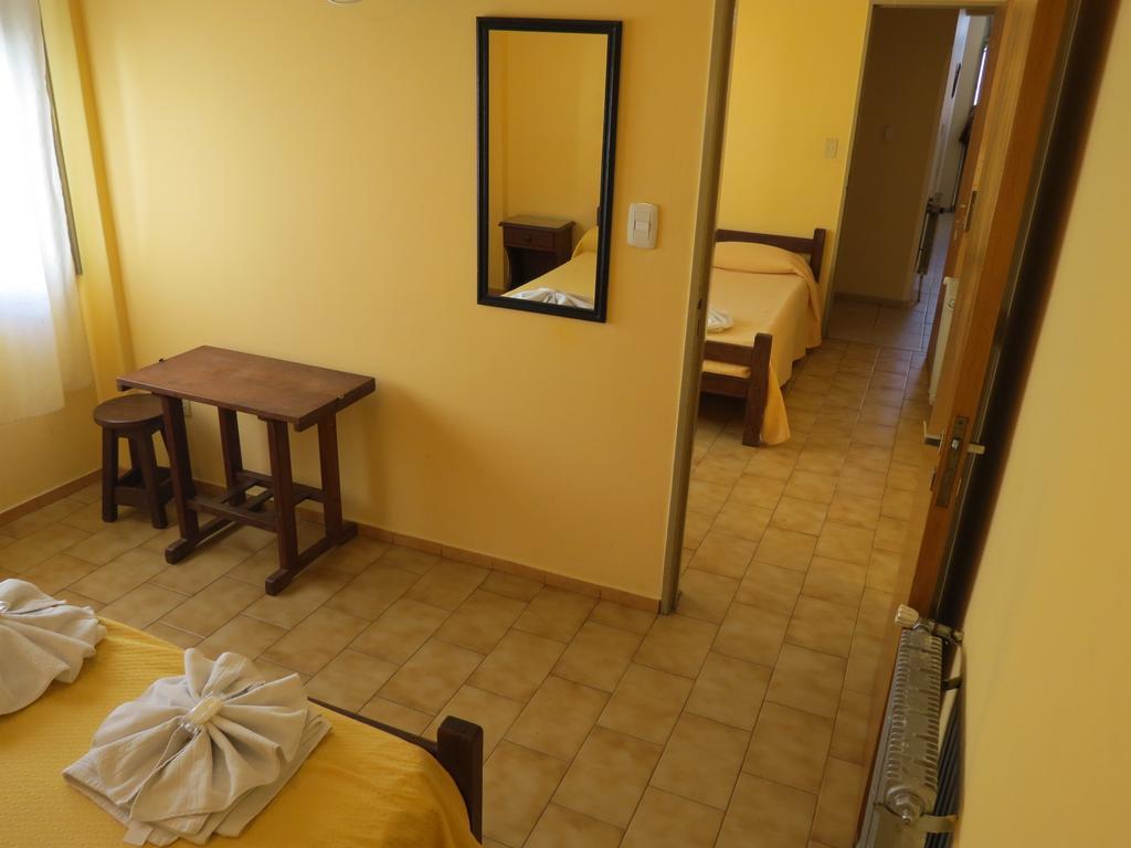 Hotel Arenales Villa Carlos Paz Cameră foto