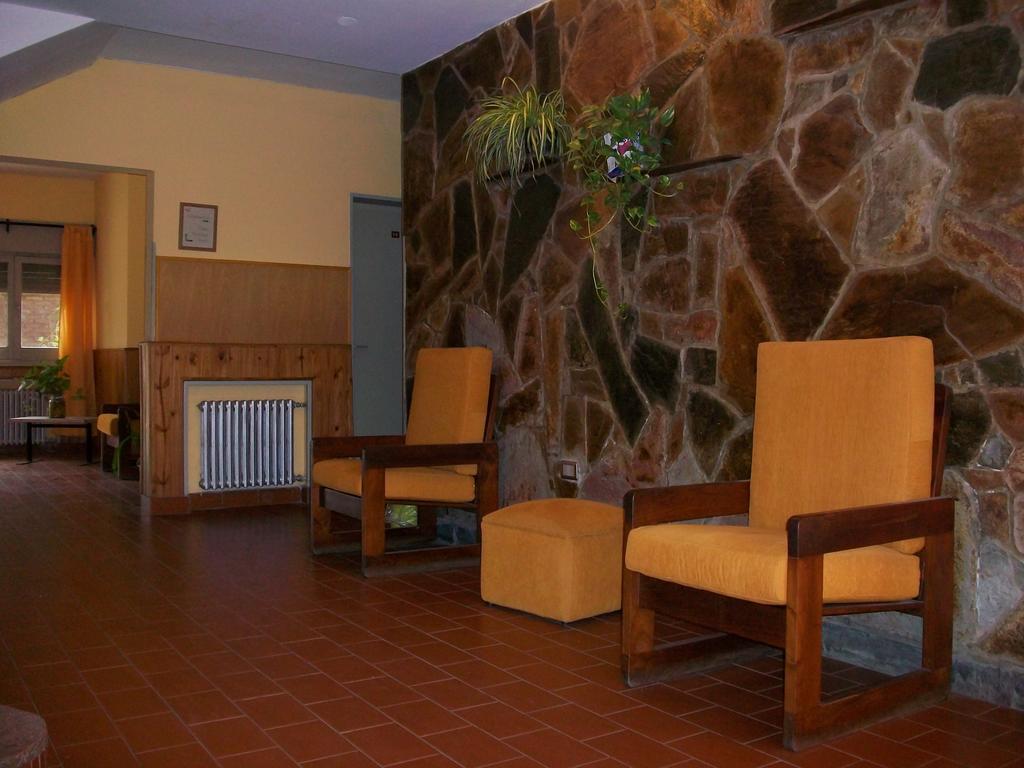 Hotel Arenales Villa Carlos Paz Exterior foto